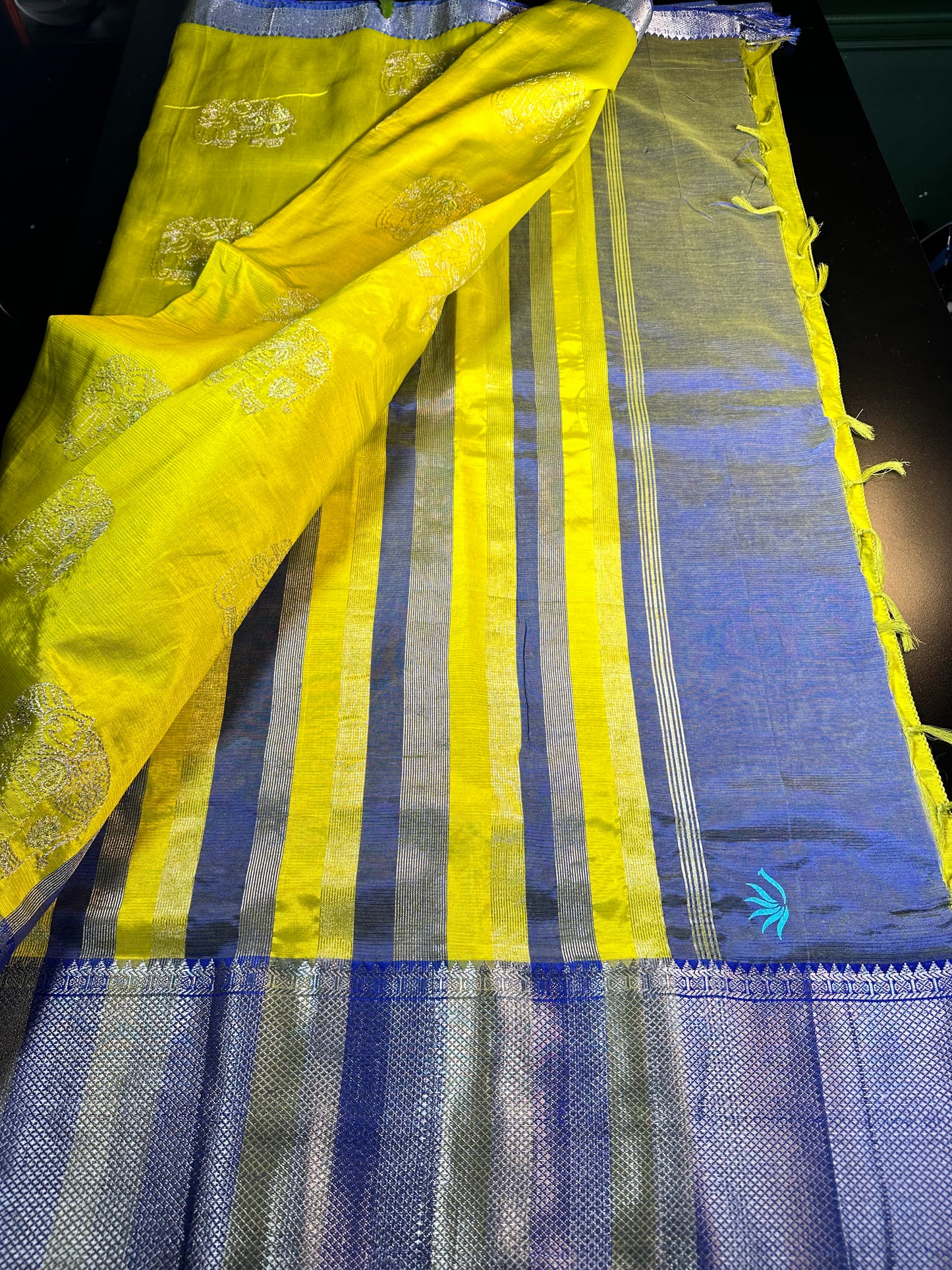 Handloom Pure Mangalagiri Silk Saree with Blouse Green| Fast Shipping from the USA Yellow Blue