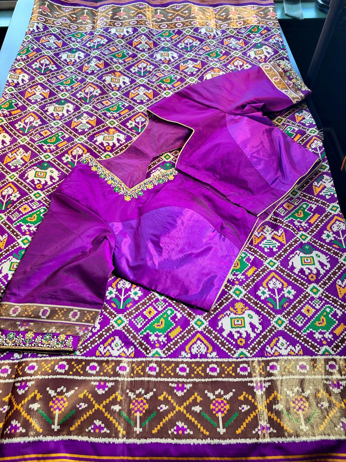 Patan Patola Silk Weaving Saree Purple  | Authentic Handloom Indian Wedding Festive Wear with Stitched Blouse | Party Wear | Stitched Blouse Purple