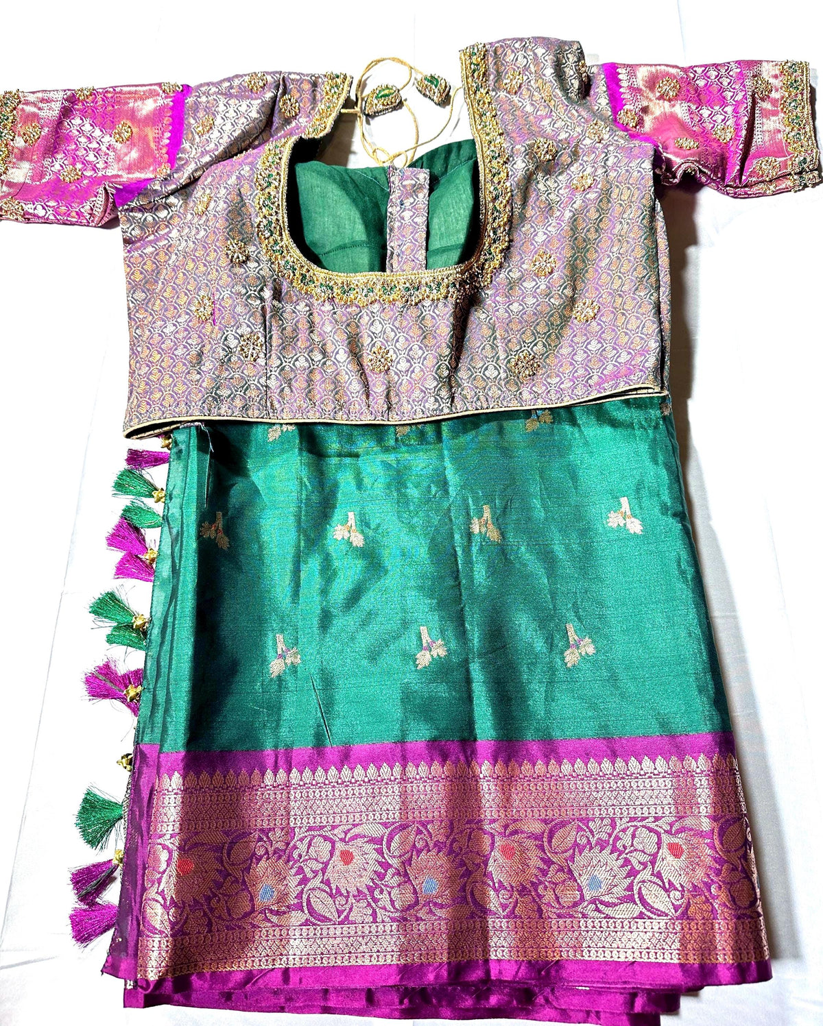 Ready to Wear Chiniya Pattu Gadwal Border Saree with Stitched Maggam Work Blouse, Elegant Partywear Wedding Saree