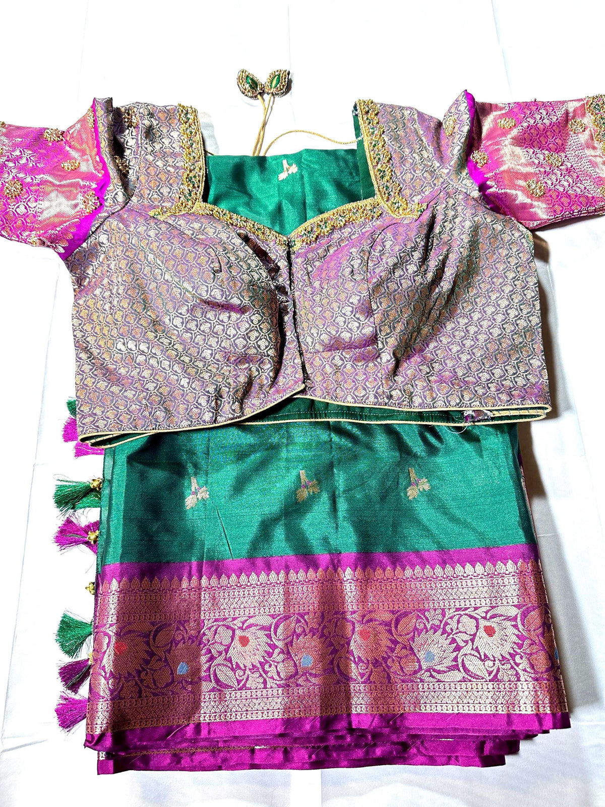 Ready to Wear Chiniya Pattu Gadwal Border Saree with Stitched Maggam Work Blouse, Elegant Partywear Wedding Saree