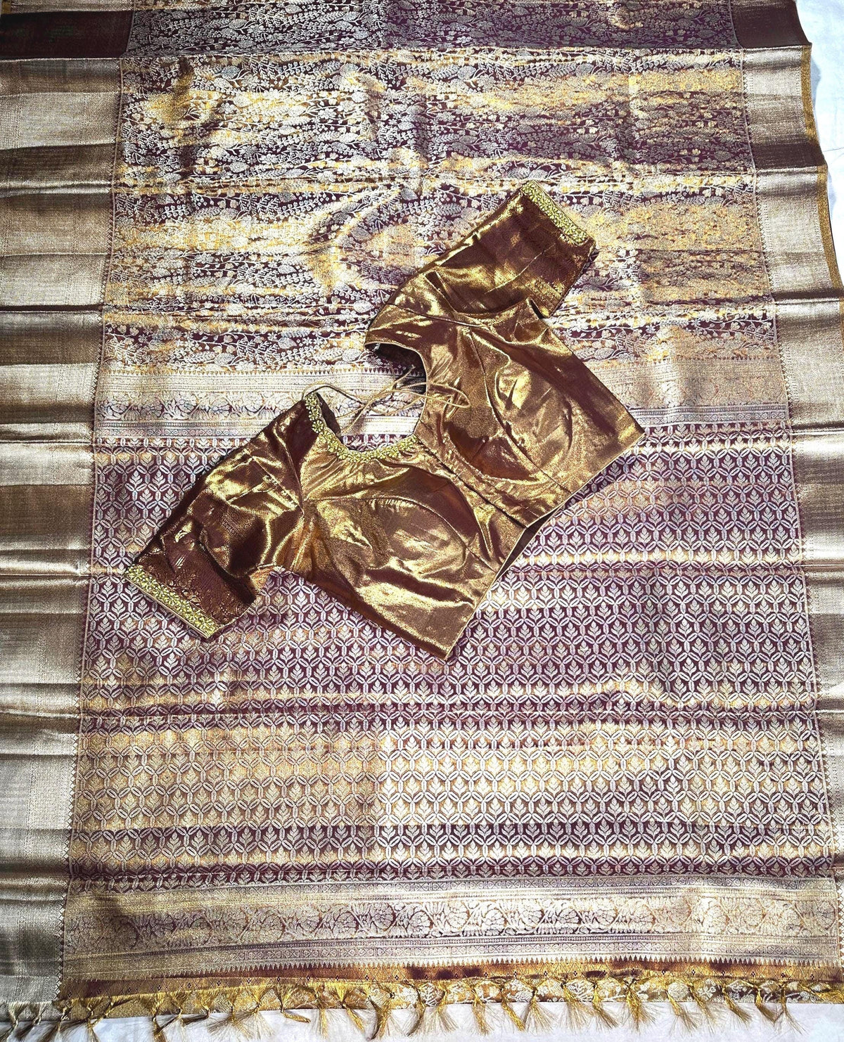 Kanjeevaram Tissue Premium  Kanchi Pattu Silk Saree with Stitched Maggam Work Blouse