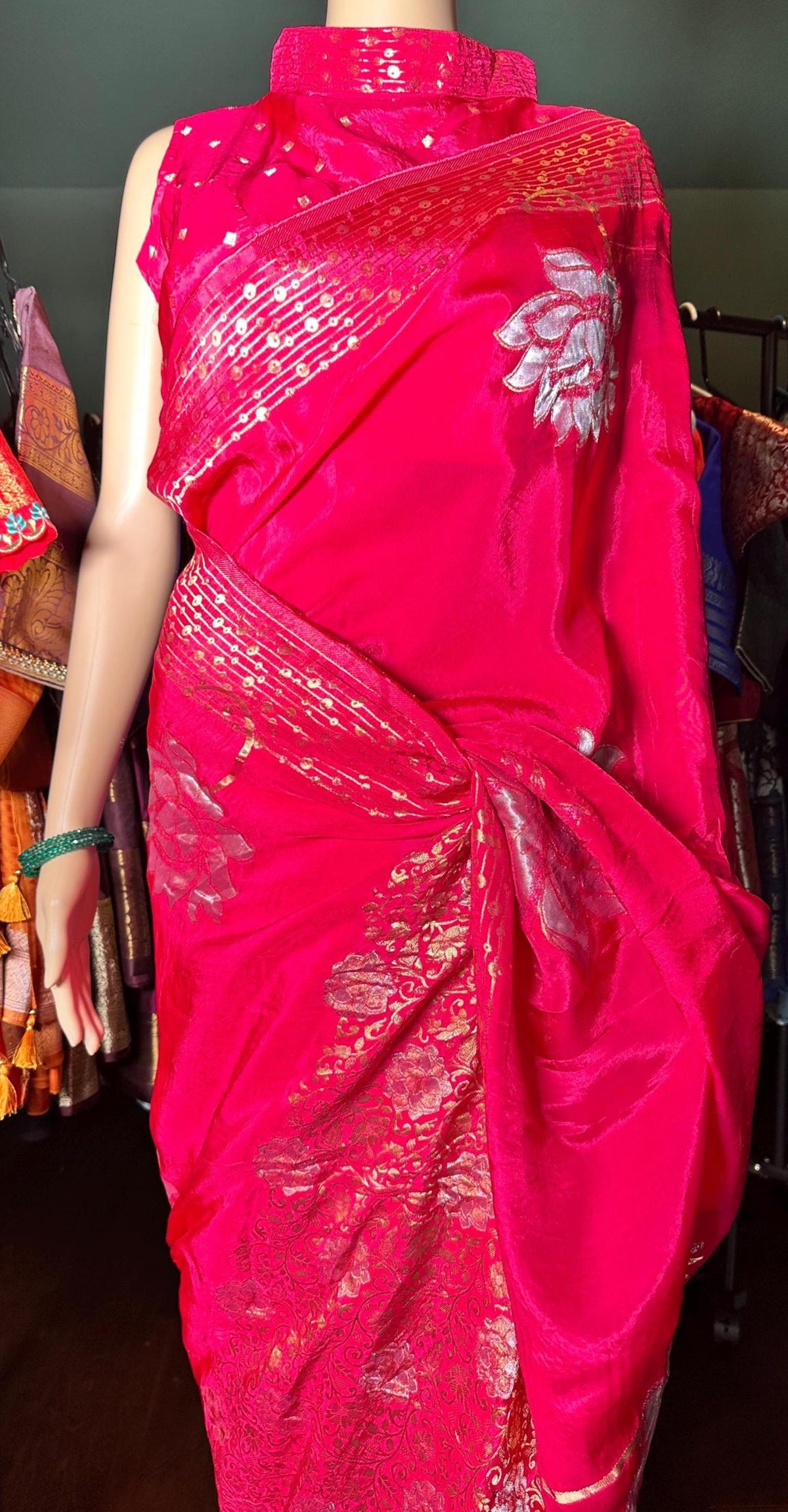 Pure HO Crape Silk Saree Mix with Weaving Pallu & Indian Wedding Saree | Party Wear Saree | Saree With Blouse