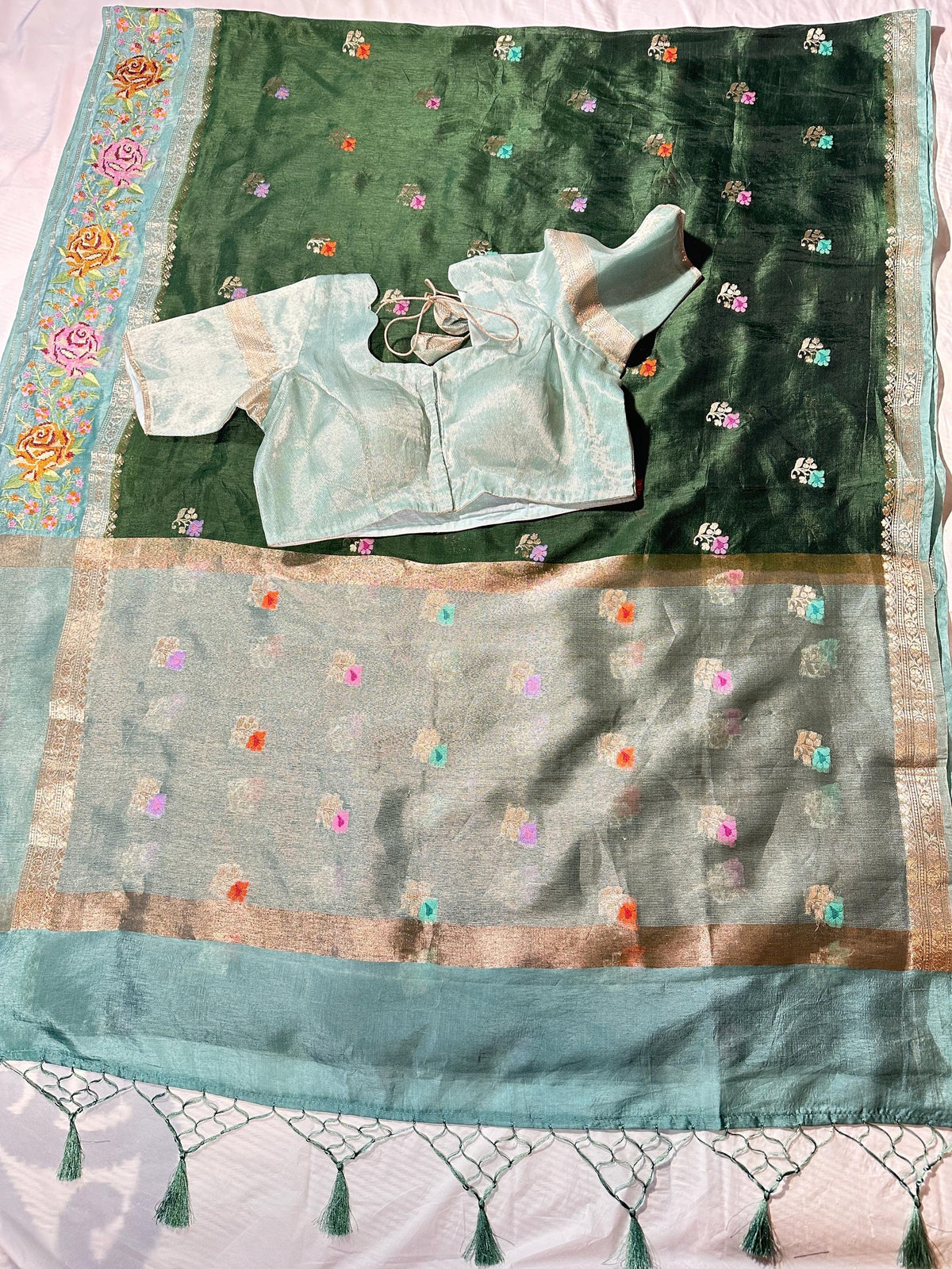 Pure Handloom Banarasi Heavy Petit Point Border Puna Chiniya Pattu Saree with Thread Butti Weaving, - additional product phot