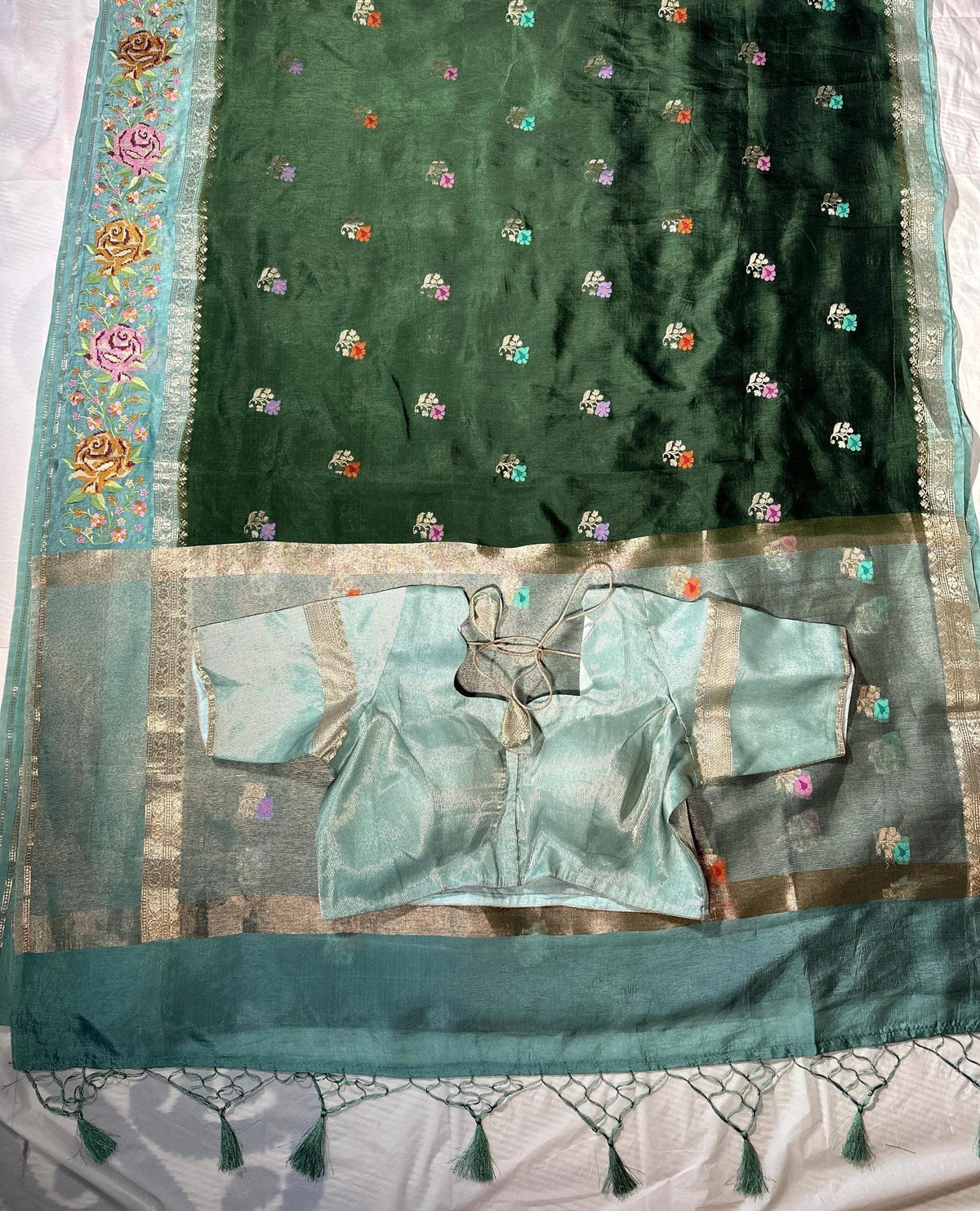 Pure Handloom Banarasi Heavy Petit Point Border Puna Chiniya Pattu Saree with Thread Butti Weaving, - additional product phot