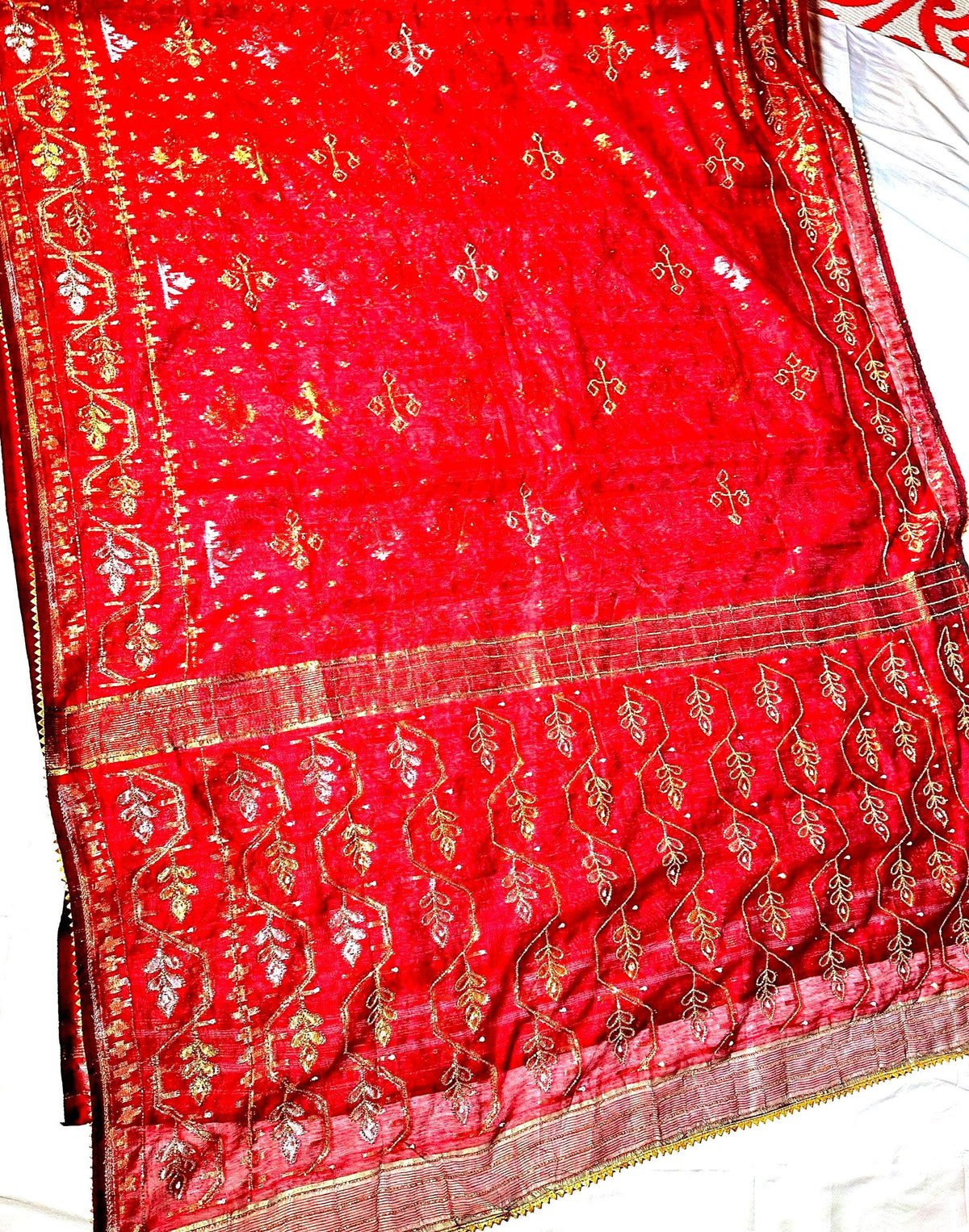 Jamdhani Kadthana Silk Sari with all over ari work with Stitched Blouse - additional product photo 8