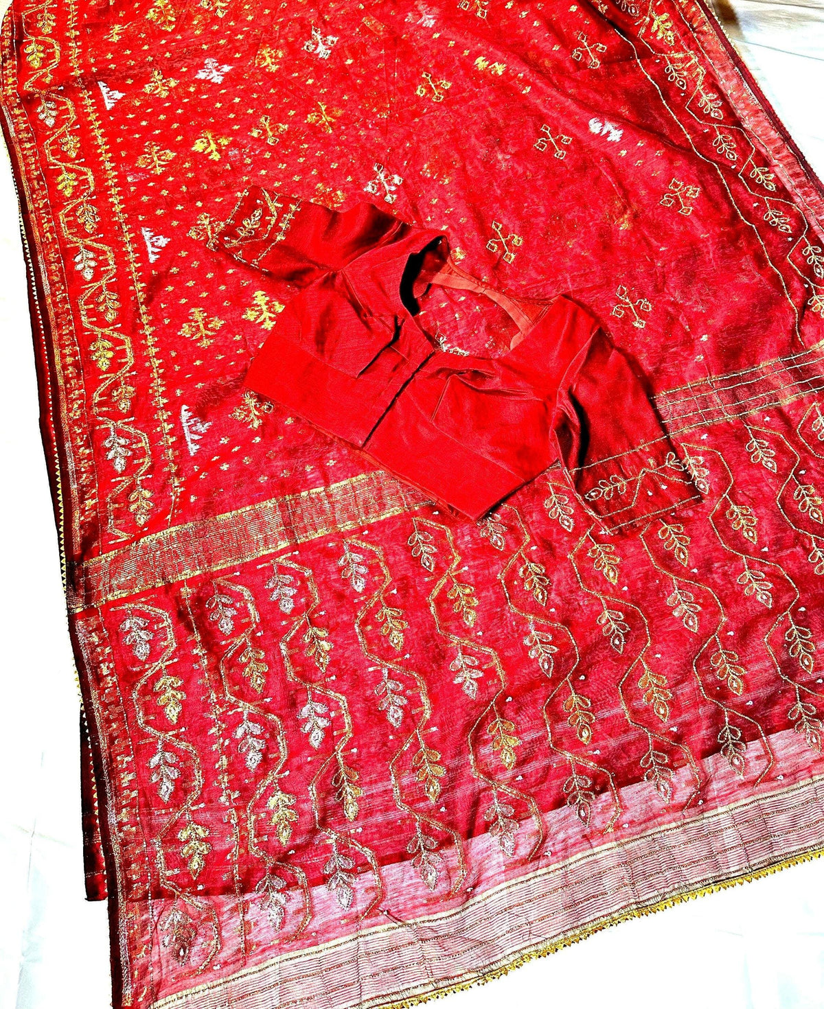 Jamdhani Kadthana Silk Sari with all over ari work with Stitched Blouse - additional product photo 3